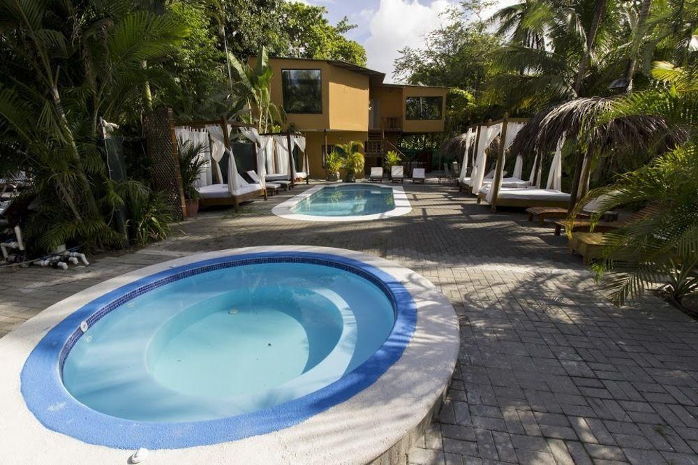 Copacabana Hotel And Suites (Adults Only) Jacó Buitenkant foto