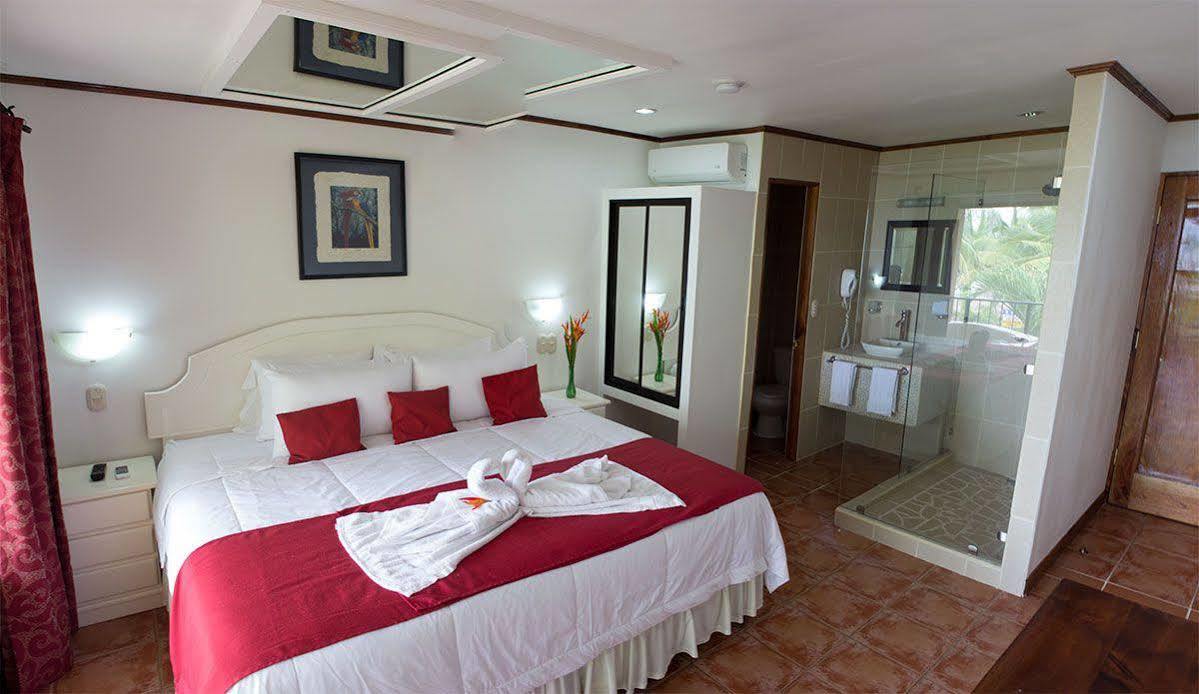 Copacabana Hotel And Suites (Adults Only) Jacó Buitenkant foto
